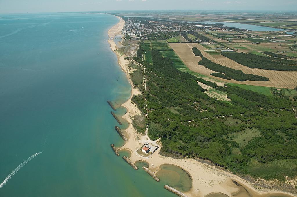 Corso Villa Bibione Buitenkant foto