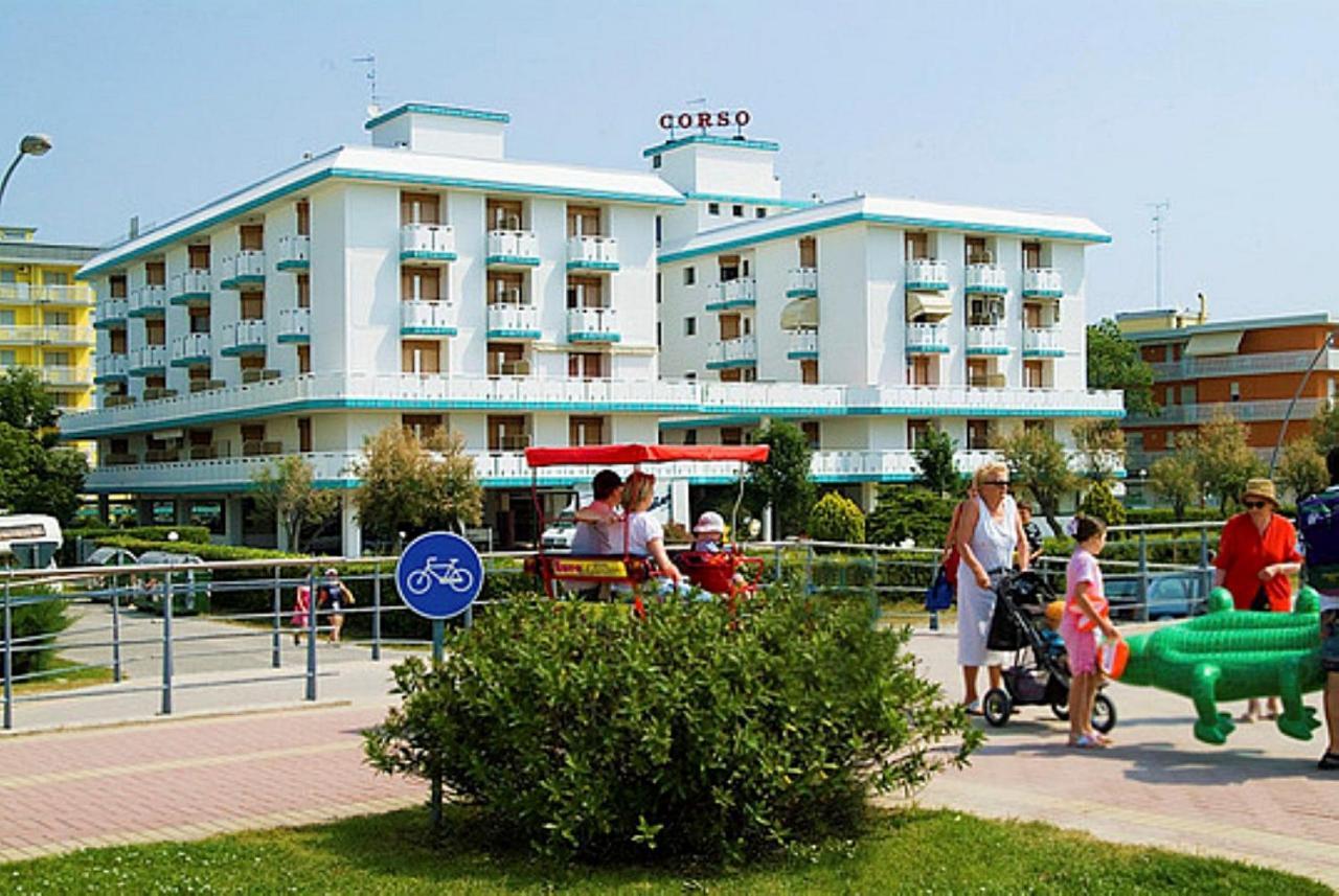 Corso Villa Bibione Buitenkant foto